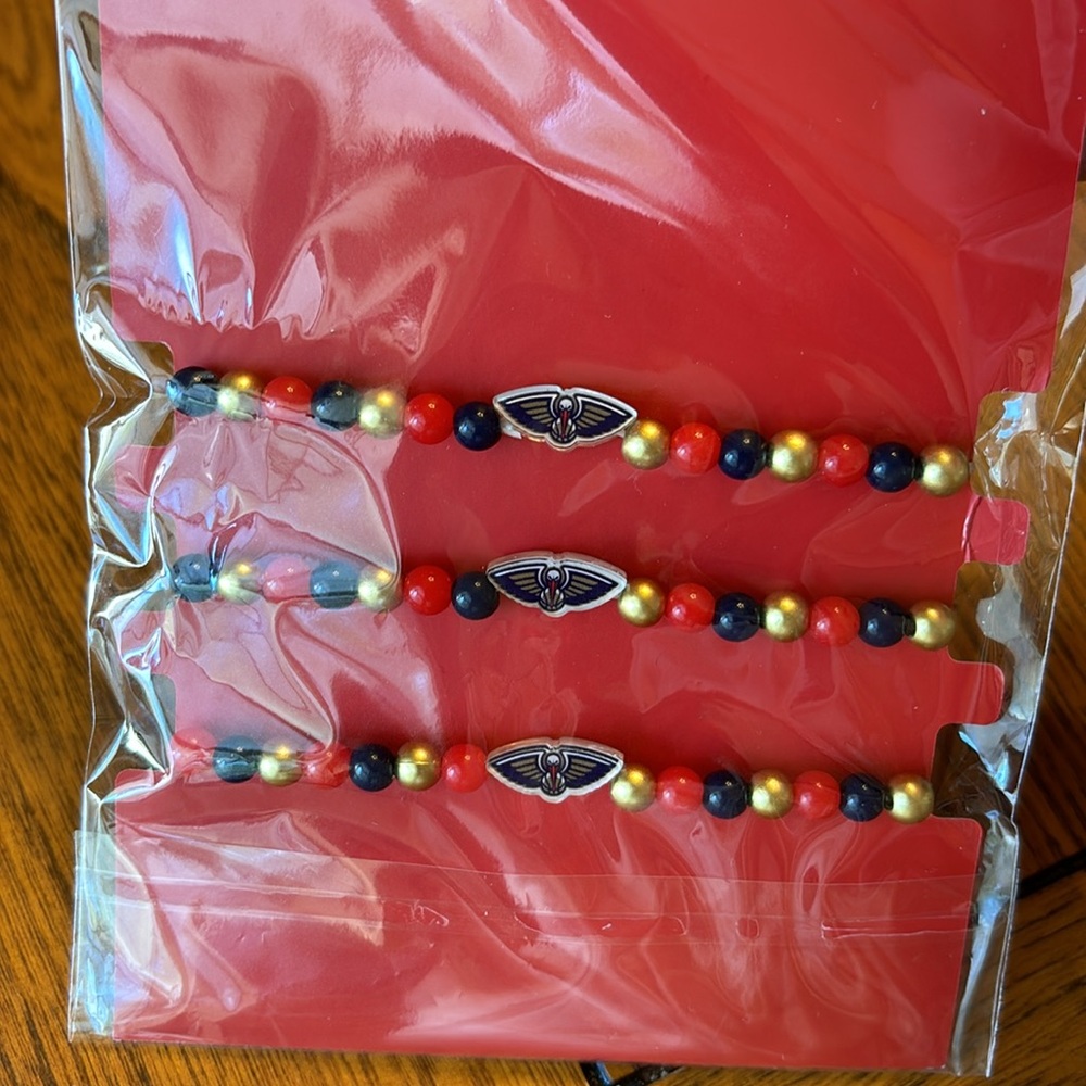 New Orleans Pelicans Friendship Bracelets - Picture 4 of 4